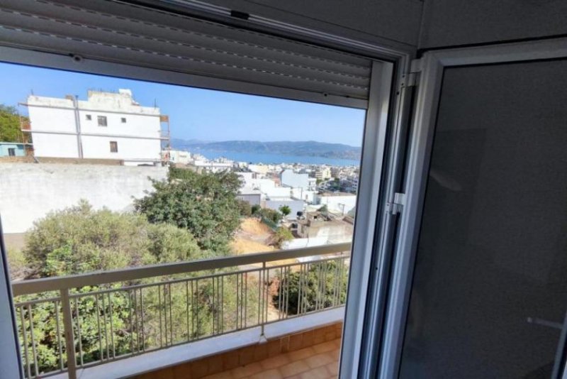 Agios Nikolaos Kreta, Agios Nikolaos: Zentrumsnahe 3-Zimmer-Wohnung mit Meerblick zu verkaufen Wohnung kaufen